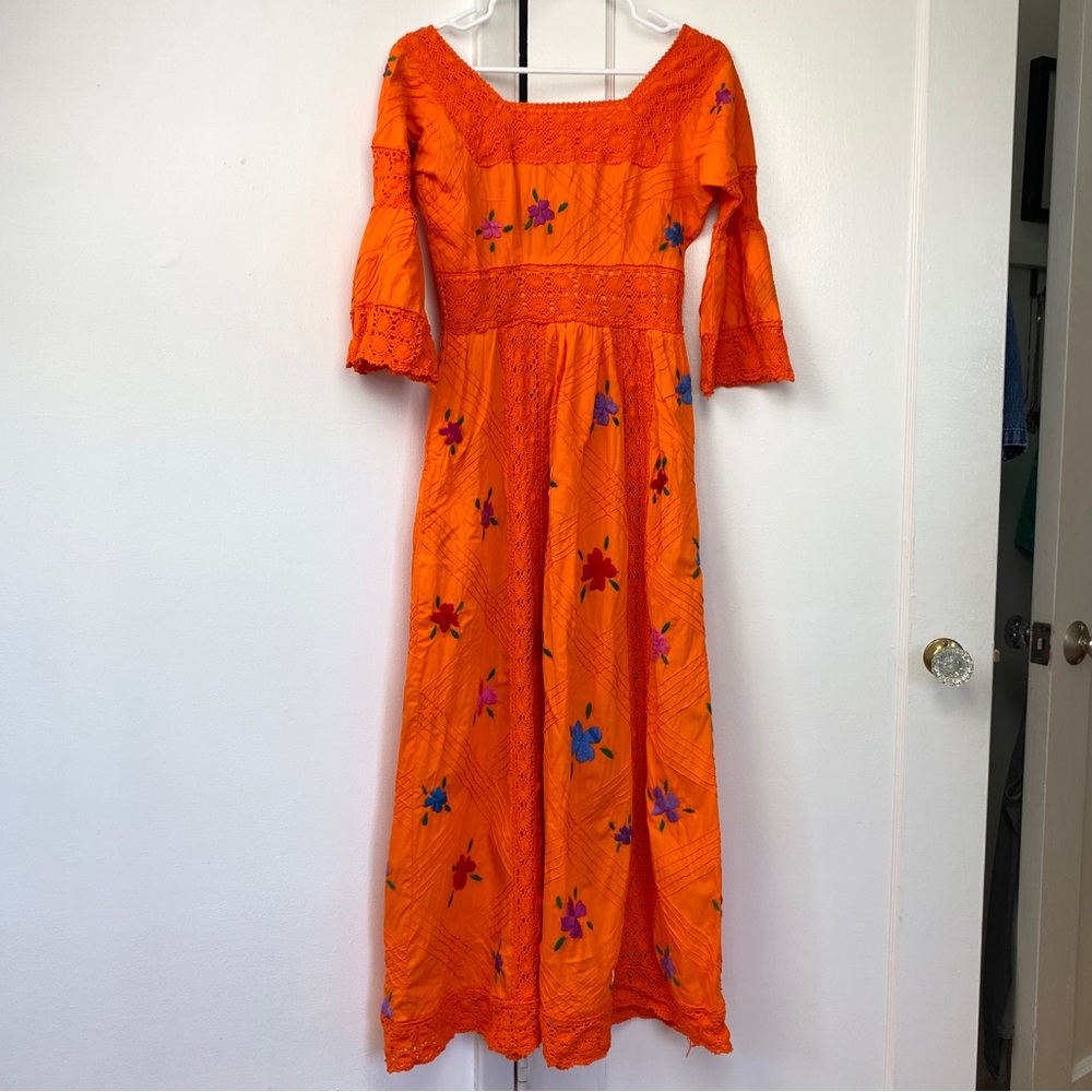 Vintage Boho Embroidered Floral Orange Maxi Dress Bell Sleeves Small